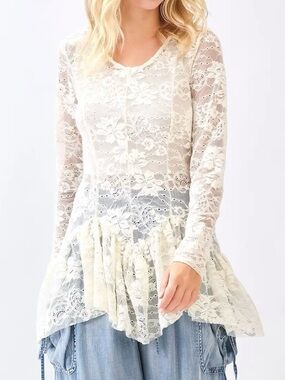 NWOT - Mittoshop Cream Lace Peplum Long Sleeve Top